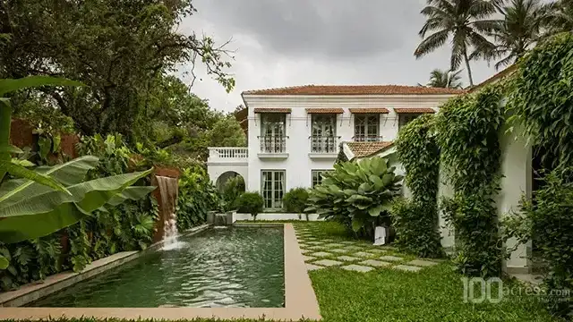 Vianaar Morjim Estate 1